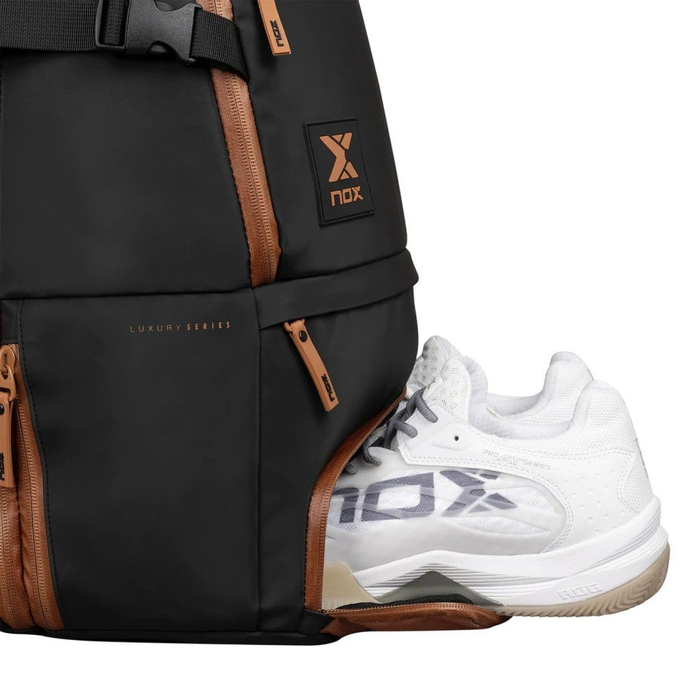 Nox Luxury Open Series Preto/ Castanho 2024 (Mochila)