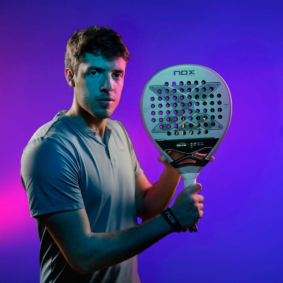 NOX AT10 GENIUS 18K 2024 AGUSTIN TAPIA (Raquete)
