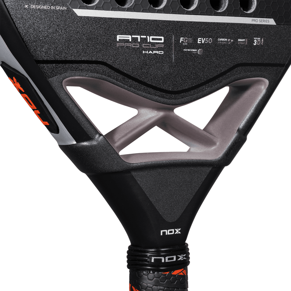 NOX AT10 PRO CUP Hard 2025 by AGUSTIN TAPIA (Raquete)
