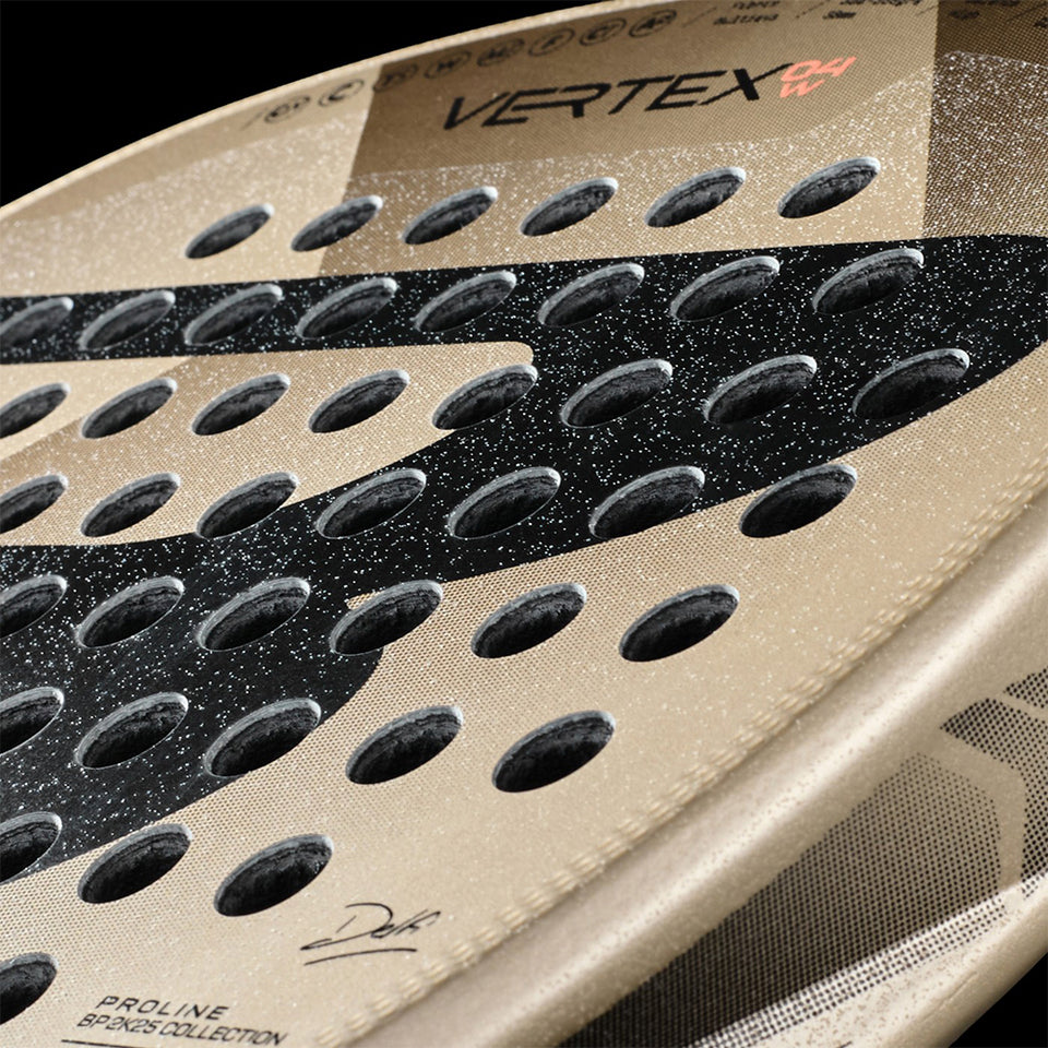 BULLPADEL VERTEX 04 W 2025 DELFI BREA (Raquete)