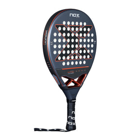 NOX AT10 GENIUS Jr 2025 by Agustín Tapia (Raquete)
