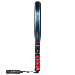 NOX AT10 GENIUS Attack 18K Alum 2025 by AGUSTIN TAPIA (Raquete)