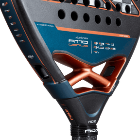 NOX AT10 GENIUS Attack 18K Alum 2025 by AGUSTIN TAPIA (Raquete)
